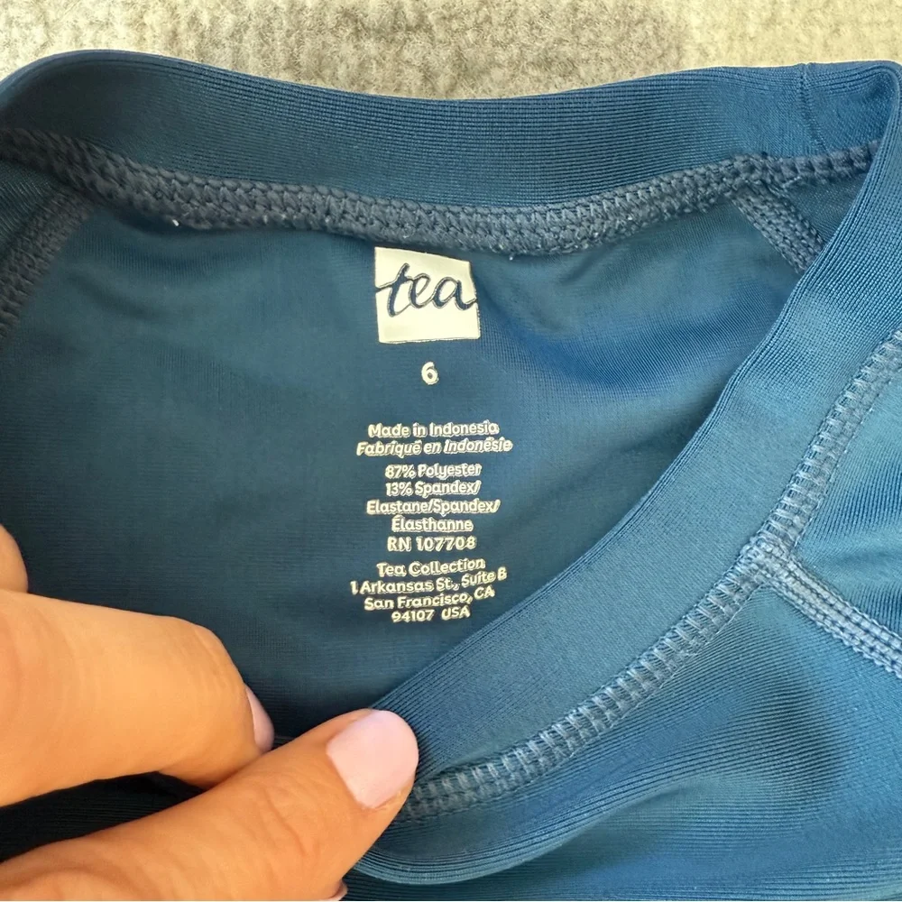 Tea Collection Rash Guard & Trunks - Picture 8 of 10